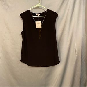 NWT Black Top by 89th and Madison in Size Medium.